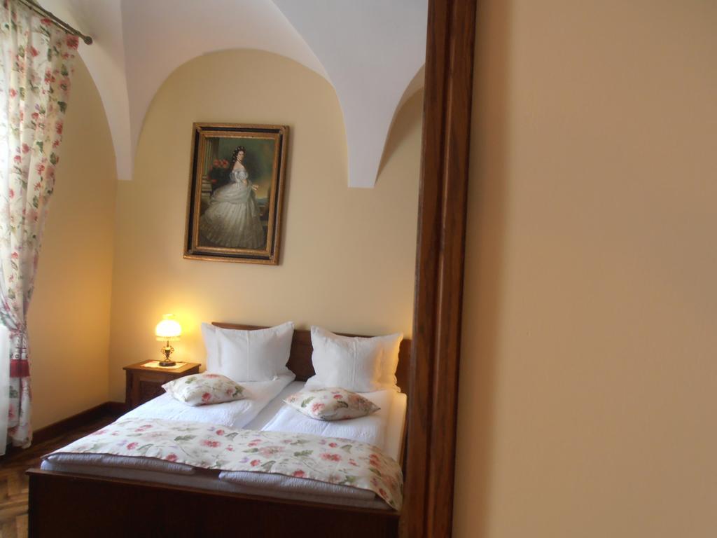 Gothic House Apartment Sibiu Luaran gambar