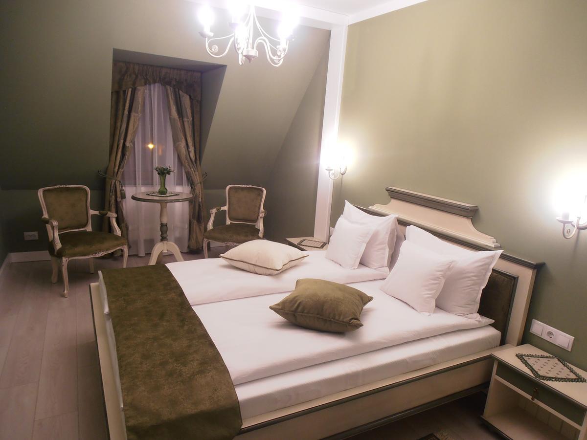 Gothic House Apartment Sibiu Luaran gambar